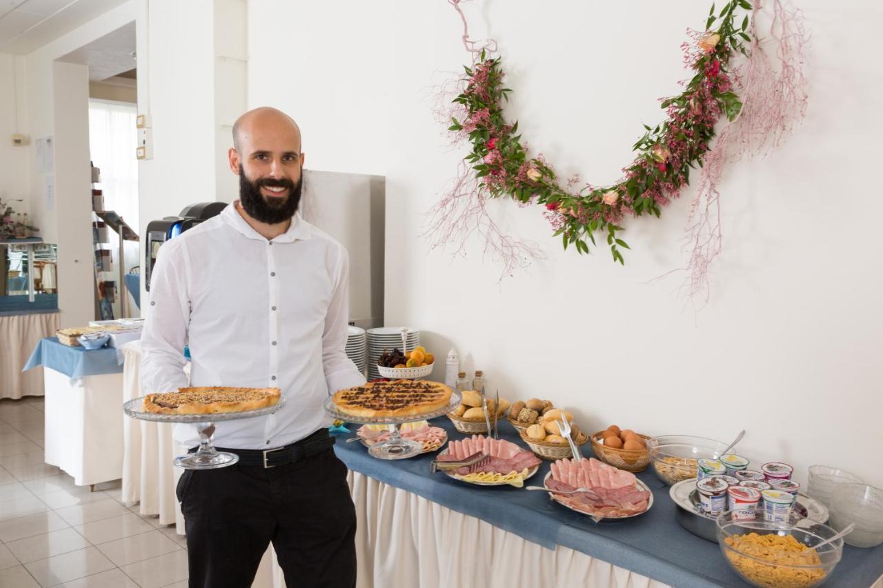 Hotel Cenisio Rimini Dış mekan fotoğraf
