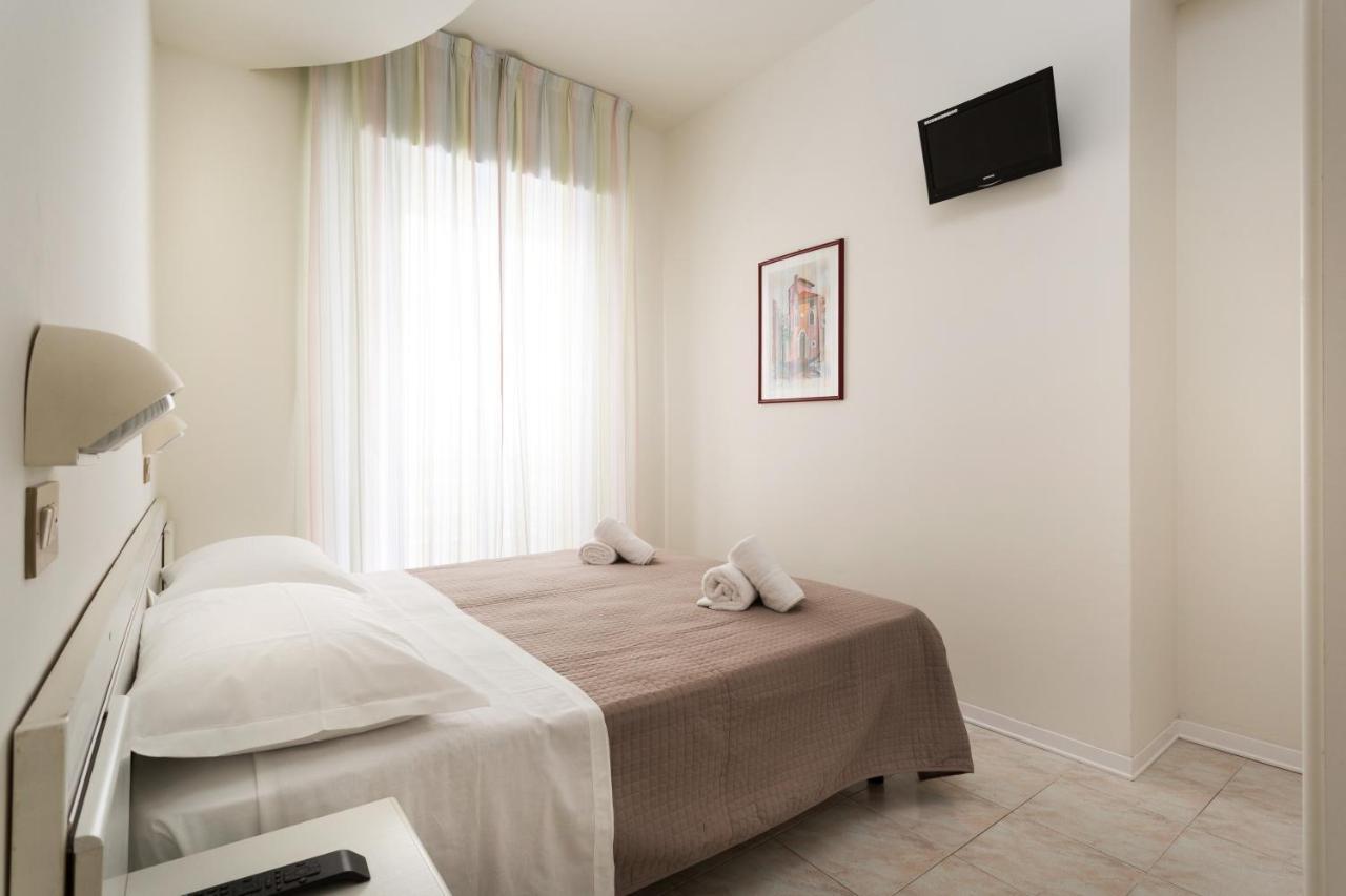 Hotel Cenisio Rimini Dış mekan fotoğraf