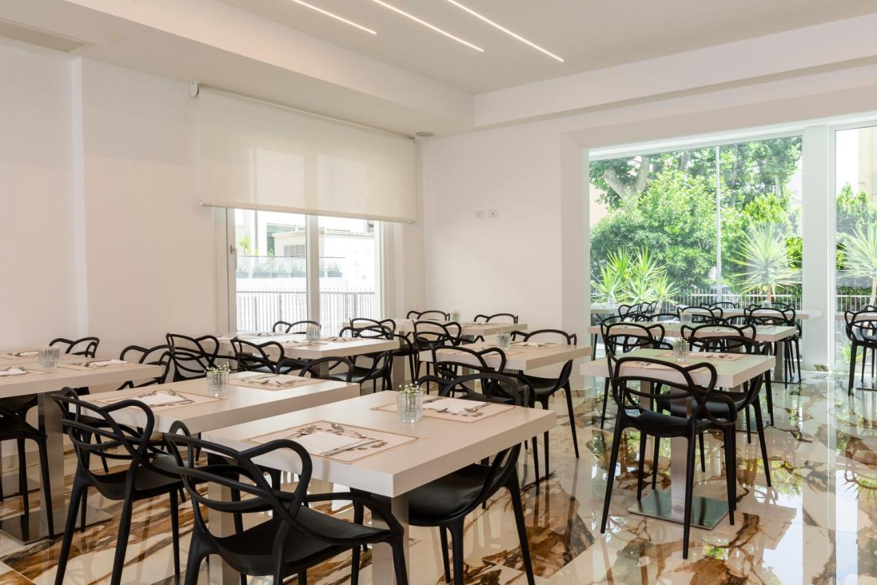 Hotel Cenisio Rimini Dış mekan fotoğraf
