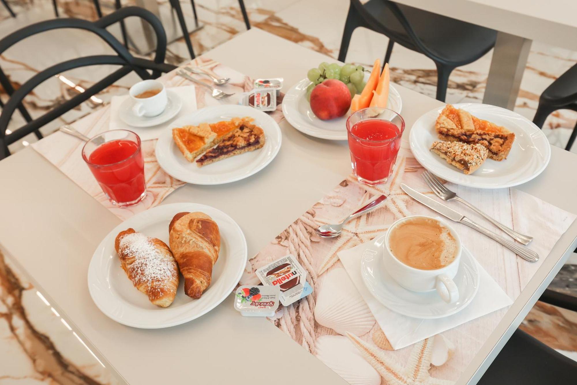 Hotel Cenisio Rimini Dış mekan fotoğraf