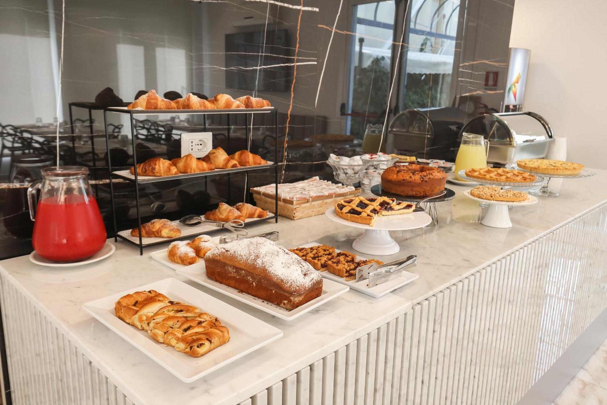 Hotel Cenisio Rimini Dış mekan fotoğraf