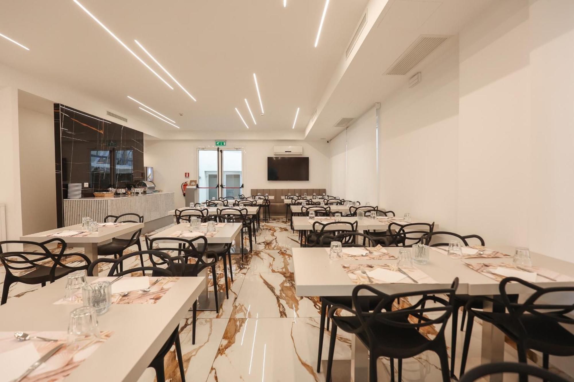 Hotel Cenisio Rimini Dış mekan fotoğraf